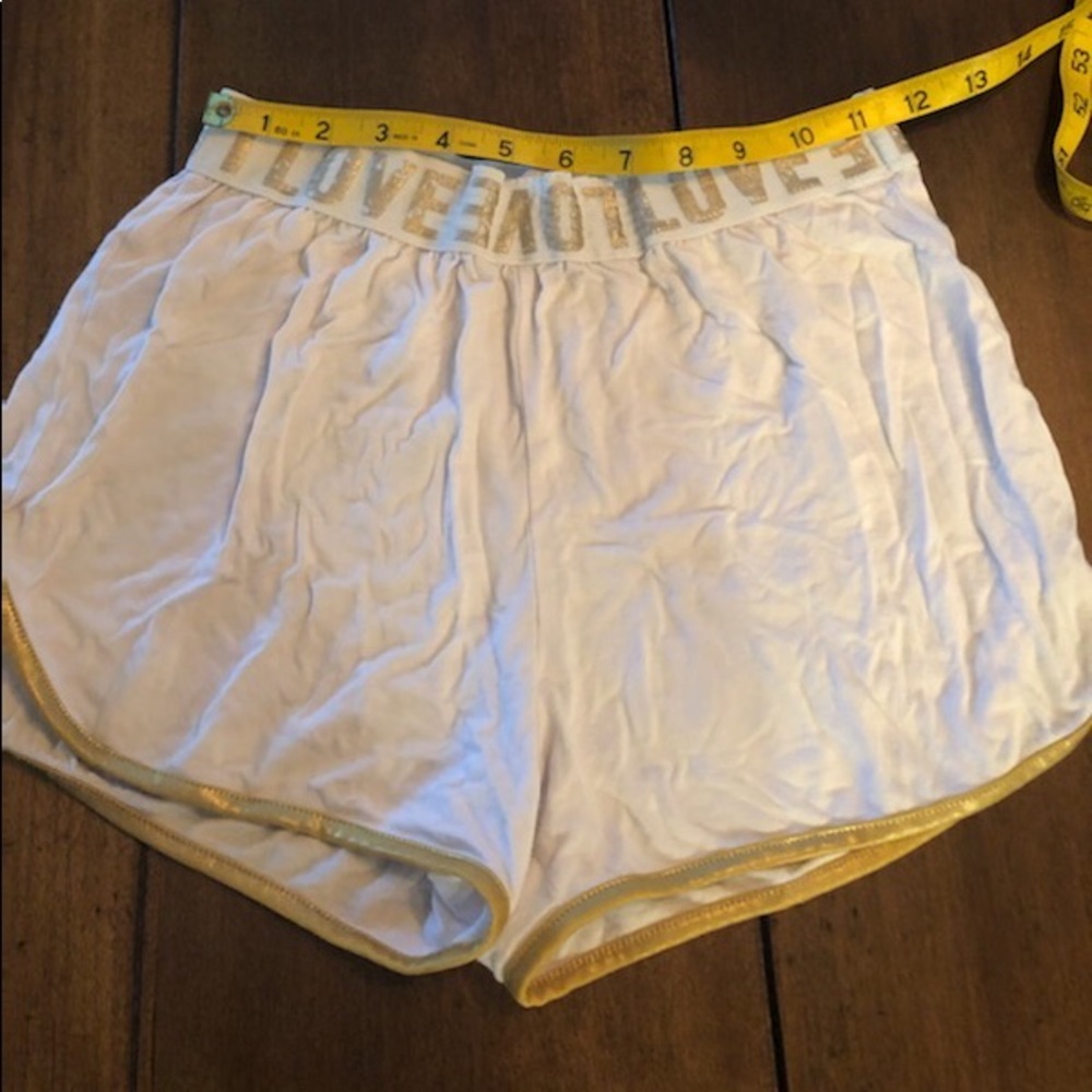 Love Comfy Shorts| Medium
